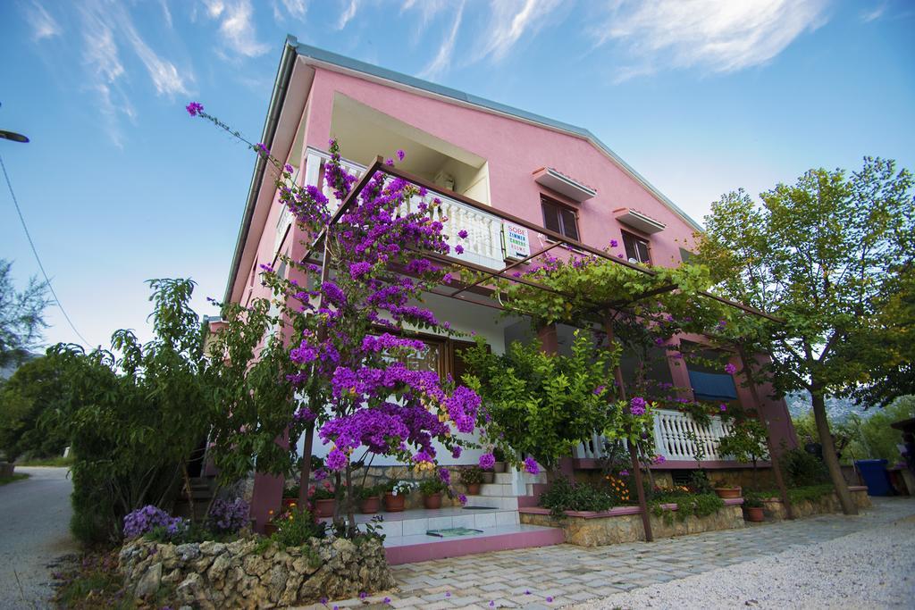 Apartments Zile Starigrad Paklenica Exteriör bild