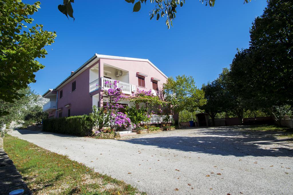 Apartments Zile Starigrad Paklenica Exteriör bild