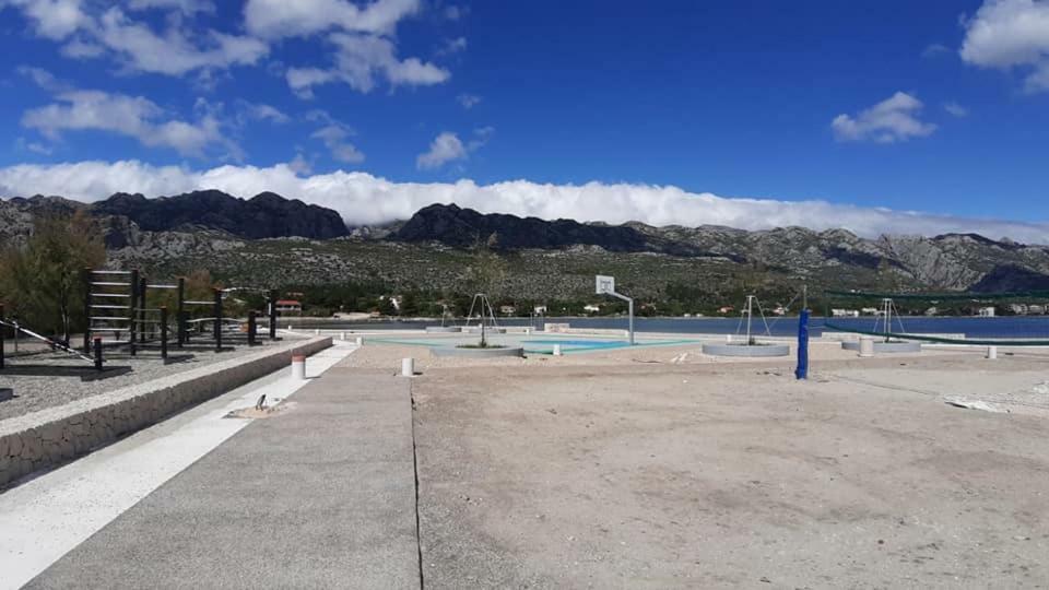 Apartments Zile Starigrad Paklenica Exteriör bild