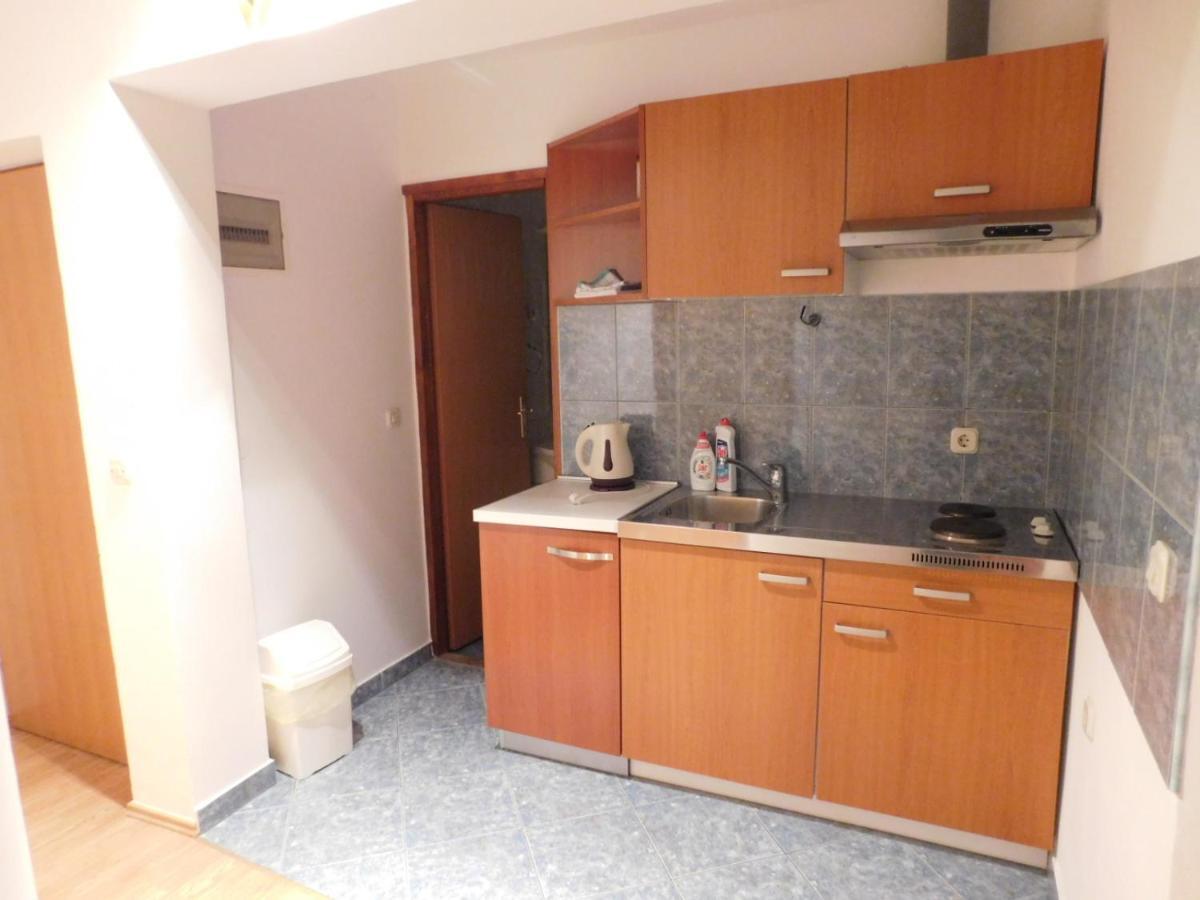Apartments Zile Starigrad Paklenica Exteriör bild