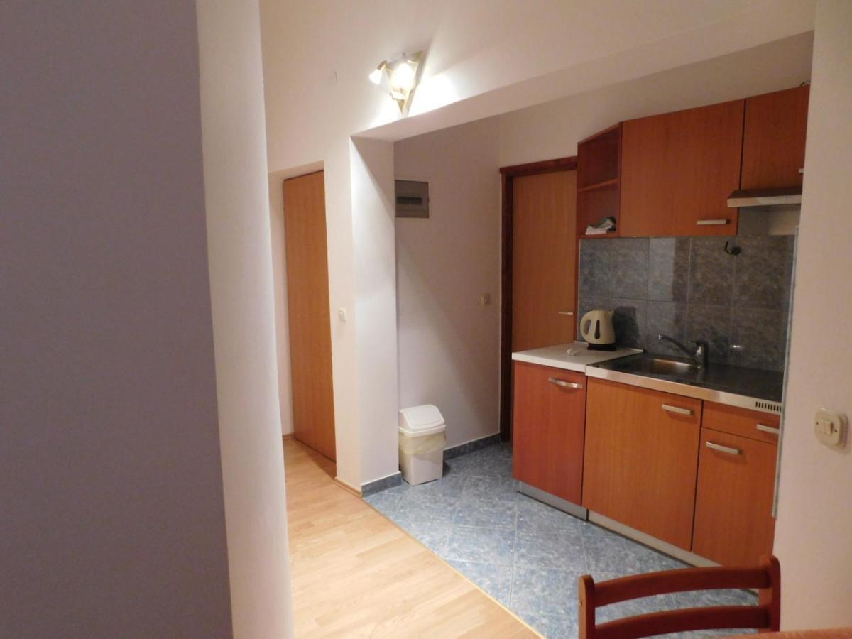 Apartments Zile Starigrad Paklenica Exteriör bild